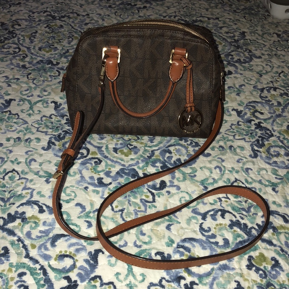 Michael Kors crossbody purse